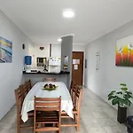 Apartamento Com Piscina, 300M Da Praia