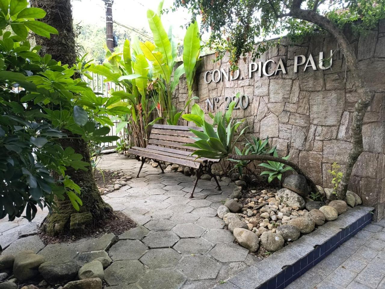 Com Piscina, 300m Da Apartamento Ubatuba